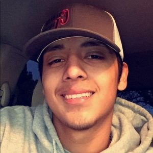 Meet your Posher, Enrique